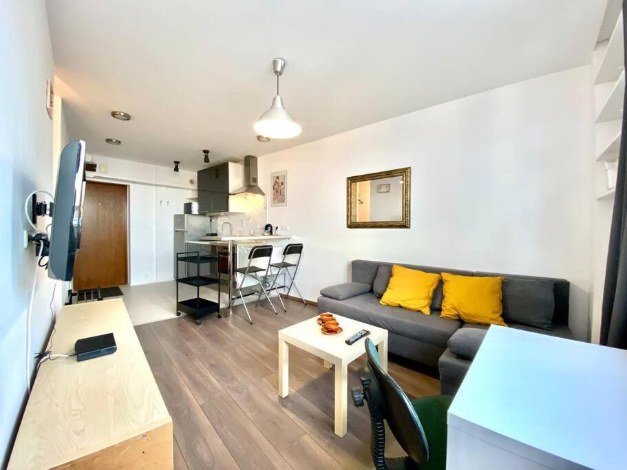 Apartamento Studio Muranow By Esteum Host Varsovia Exterior foto